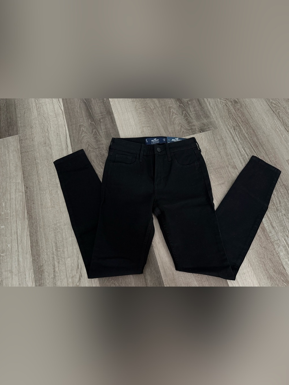 Hollister Women's Black Skinny High-Rise Jeans